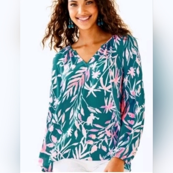 Lilly Pulitzer Tops - Lilly Pulitzer Amelia Floral Blouse Top‎ Long Sleeve Off Shoulder V-Neck Size L